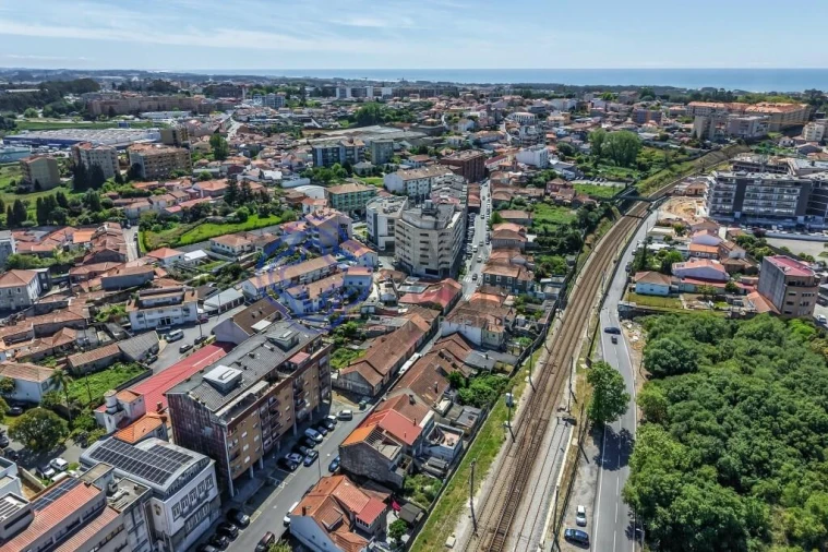 Apartamento T3 para Venda em Santa Marinha e São Pedro da Afurada Foto 31