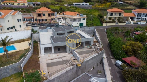 Moradia T3 para Venda em Estreito da Calheta