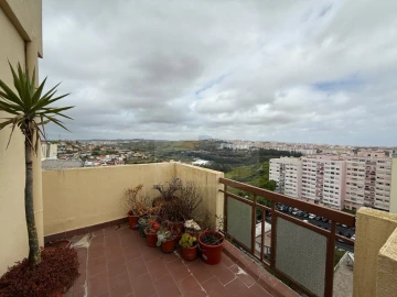 Apartamento T1 para Venda em Cacém e São Marcos