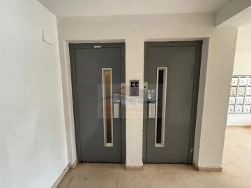 Apartamento T1 para Venda em Cacém e São Marcos