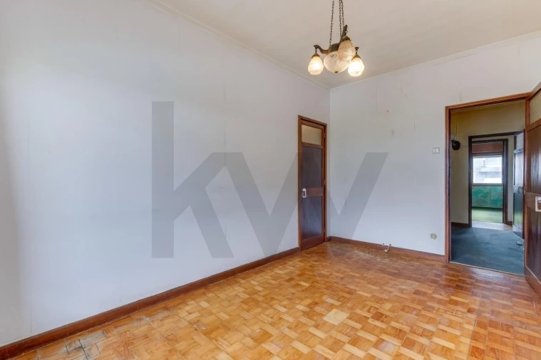 Apartamento T3 para Venda em Ramalde Foto 10