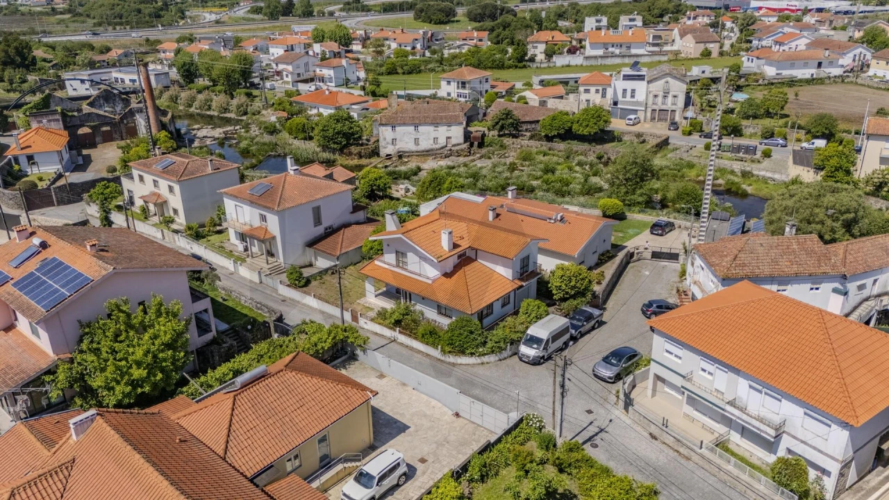 Moradia T4 para Venda em Subportela, Deocriste e Portela Susã Foto 1