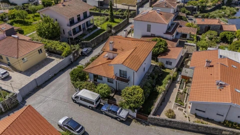 Moradia T4 para Venda em Subportela, Deocriste e Portela Susã