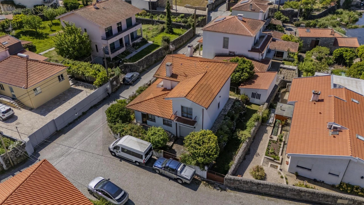 Moradia T4 para Venda em Subportela, Deocriste e Portela Susã Foto 2