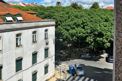 Apartamento T3 para Arrendamento em Campo de Ourique