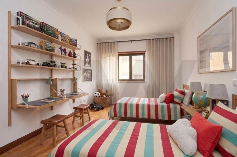 Apartamento T3 para Arrendamento em Campo de Ourique Foto 13