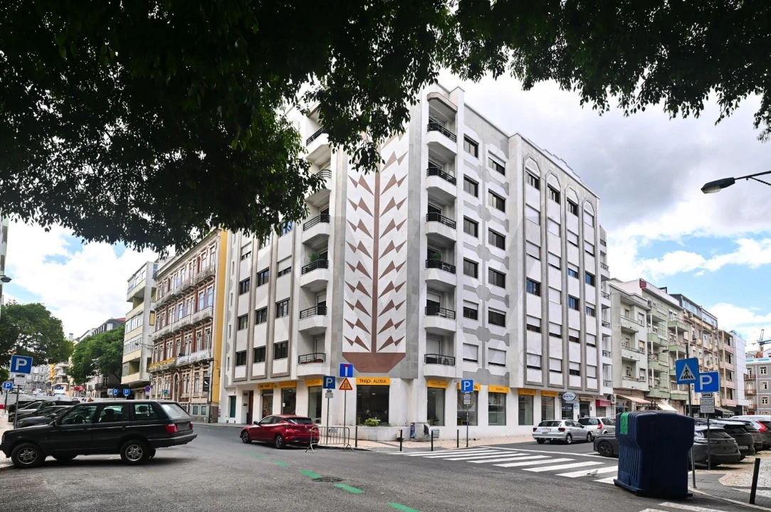 Apartamento T3 para Arrendamento em Campo de Ourique Foto 24