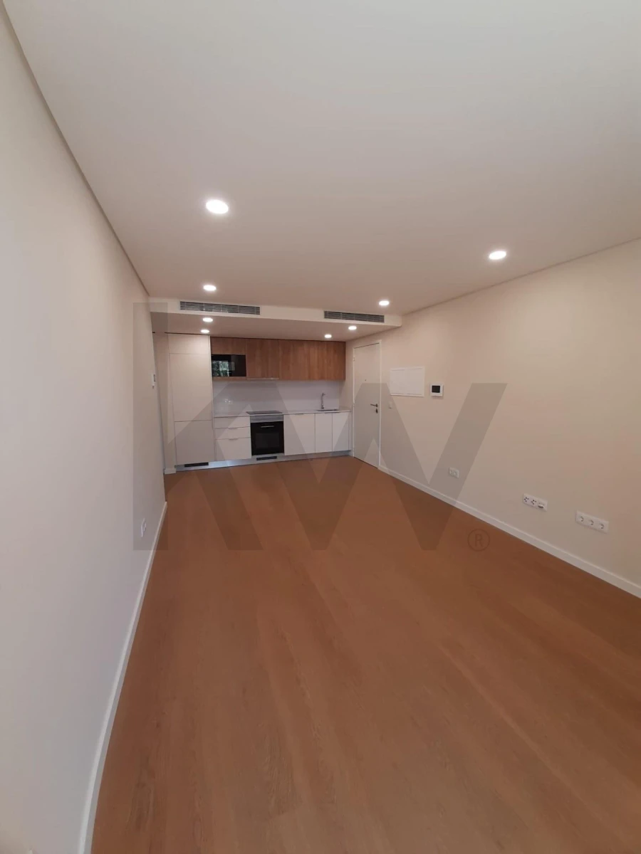 Apartamento T1 para Venda em Esgueira Foto 2