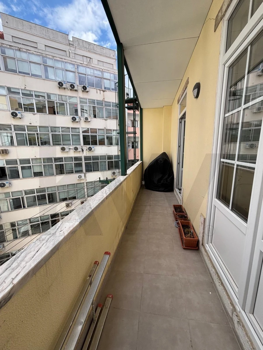 Apartamento T3 para Venda em Avenidas Novas Foto 15