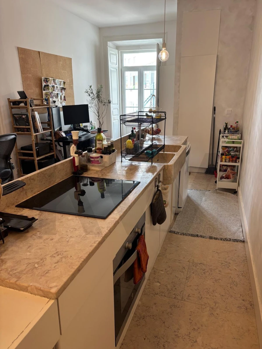 Apartamento T3 para Venda em Avenidas Novas Foto 19