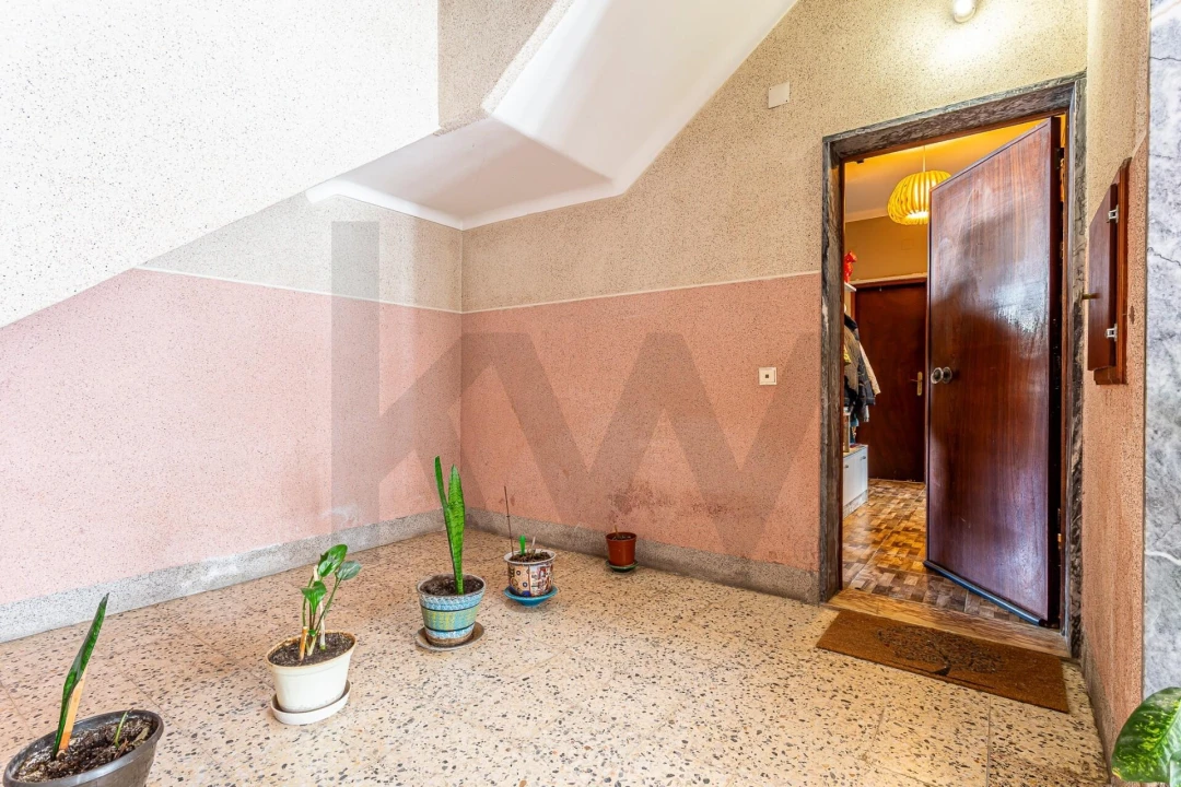 Apartamento T3 para Venda em Moita Foto 18