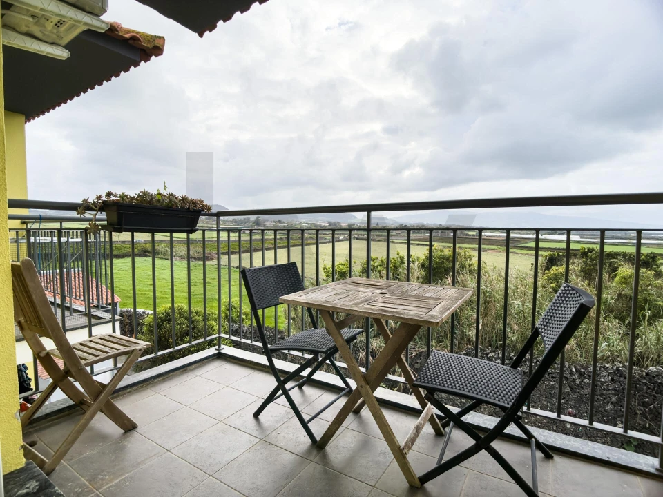 Apartamento T3 para Venda em Rabo de Peixe Foto 4