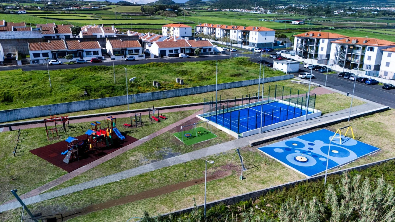 Apartamento T3 para Venda em Rabo de Peixe Foto 21
