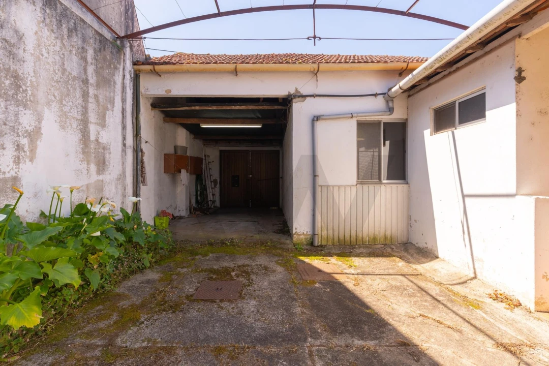Moradia T2 para Venda em Eixo e Eirol Foto 42