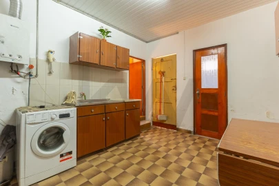 Moradia T2 para Venda em Eixo e Eirol