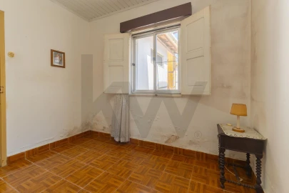 Moradia T2 para Venda em Eixo e Eirol