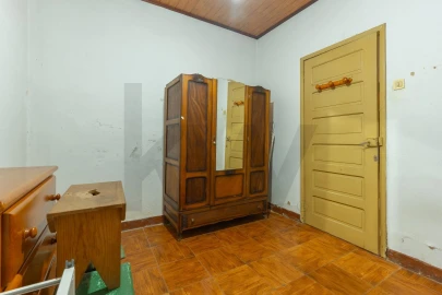 Moradia T2 para Venda em Eixo e Eirol