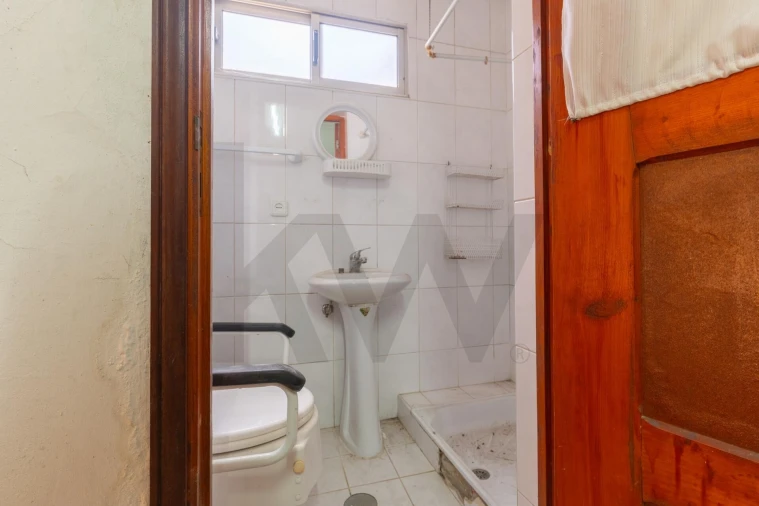 Moradia T2 para Venda em Eixo e Eirol Foto 26