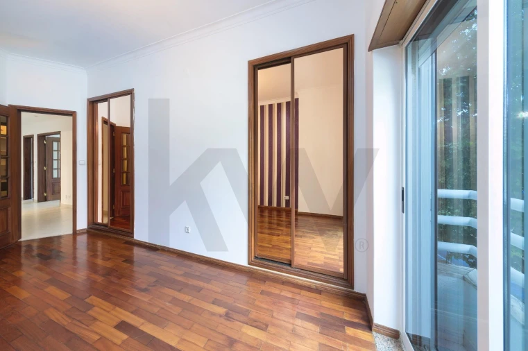 Apartamento T3 para Arrendamento em Almada, Cova da Piedade, Pragal e Cacilhas Foto 19