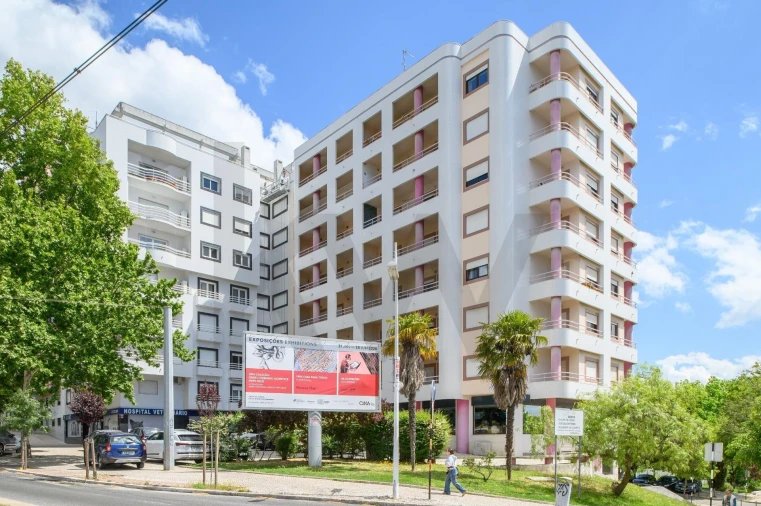 Apartamento T3 para Arrendamento em Almada, Cova da Piedade, Pragal e Cacilhas Foto 18