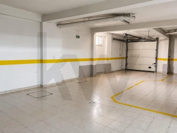Apartamento T3 para Venda em Oeiras e São Julião da Barra, Paço de Arcos e Caxias