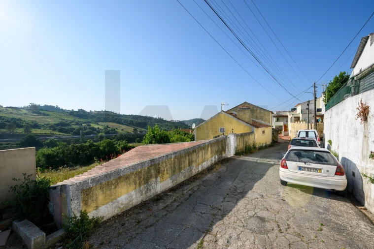 Moradia T4 para Venda em Santa Maria, São Pedro e Matacães Foto 35