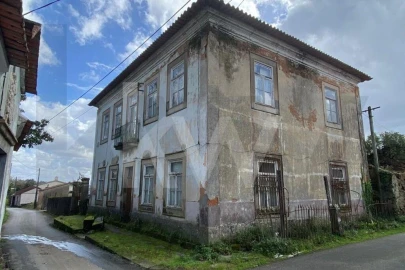 Moradia T6 para Venda em Macinhata do Vouga