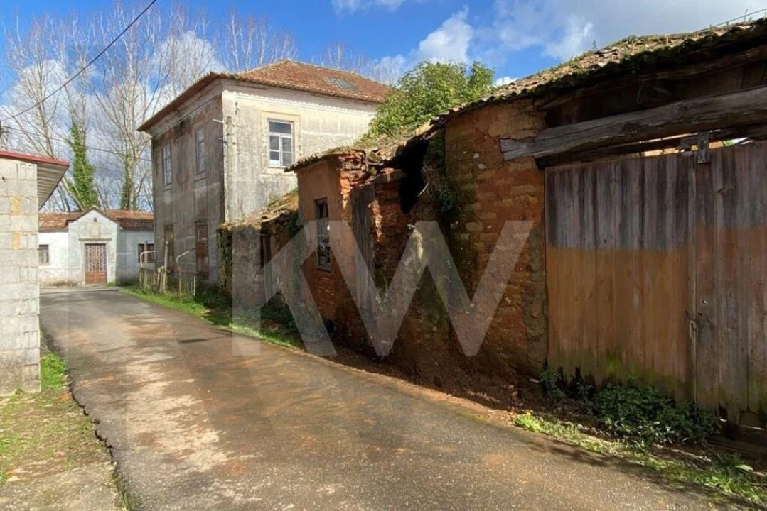 Moradia T6 para Venda em Macinhata do Vouga Foto 54