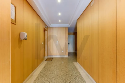 Apartamento T2 para Venda em São Felix da Marinha