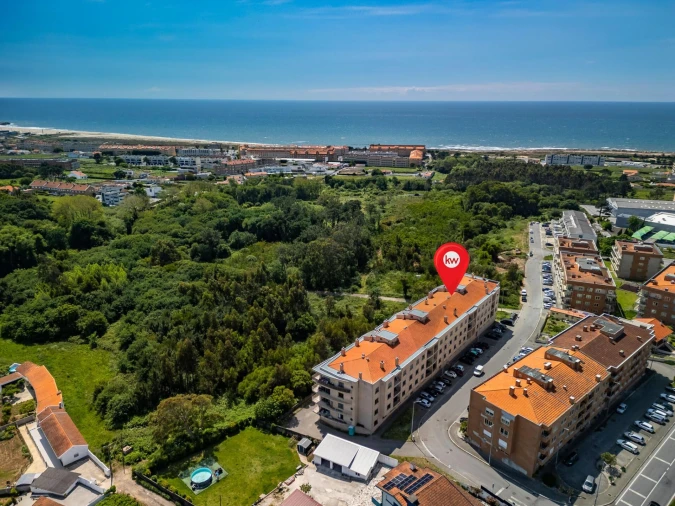 Apartamento T2 para Venda em São Felix da Marinha Foto 40