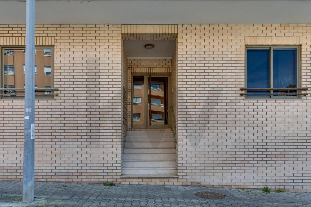 Apartamento T2 para Venda em São Felix da Marinha Foto 36
