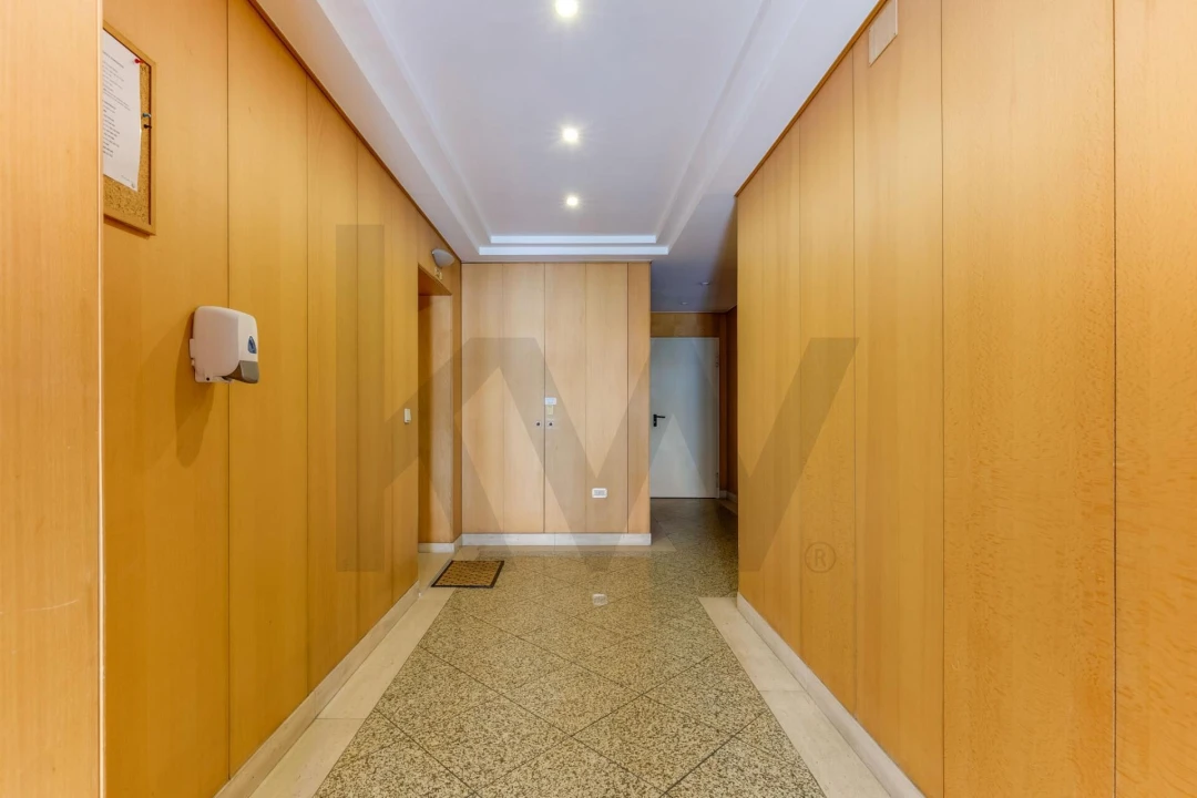 Apartamento T2 para Venda em São Felix da Marinha Foto 35