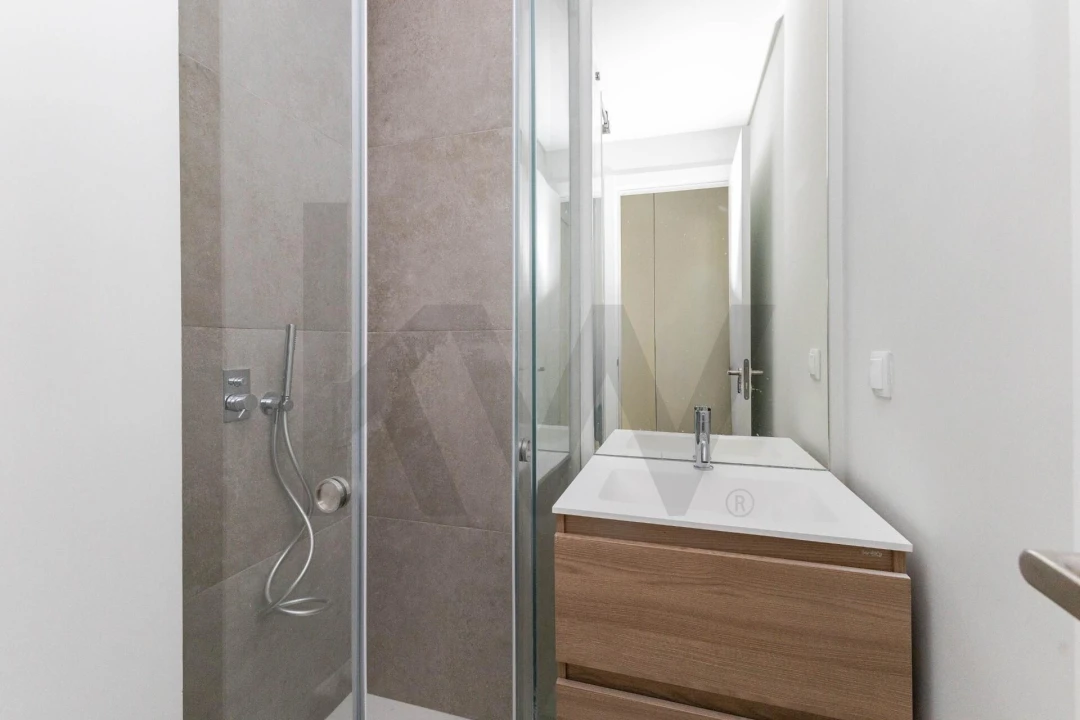 Apartamento T1 para Venda em Santa Marinha e São Pedro da Afurada Foto 21