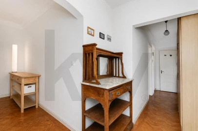 Apartamento T4 para Venda em Arroios