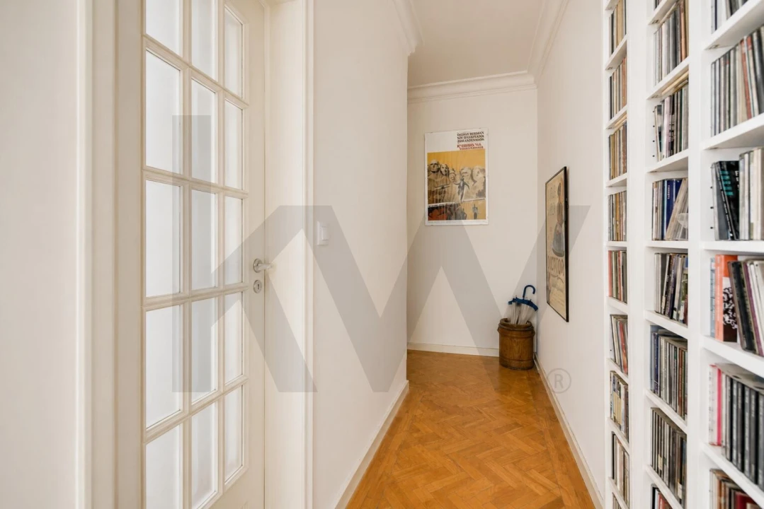 Apartamento T4 para Venda em Arroios Foto 13