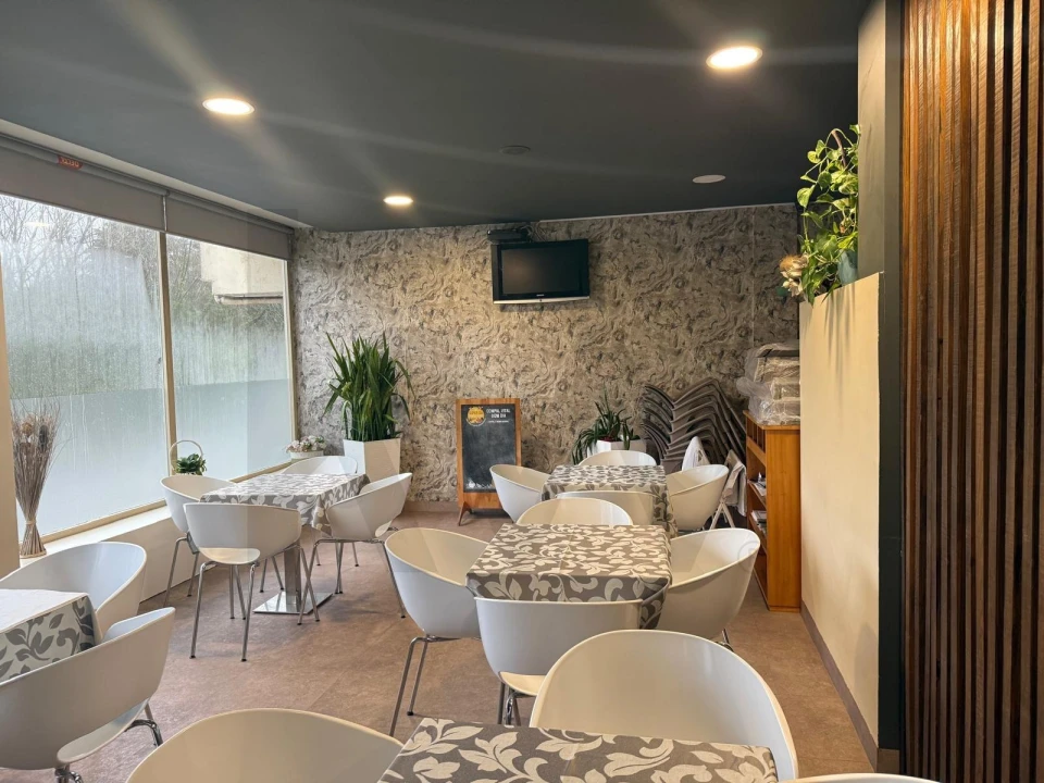 Loja para Trespasse em Vale (São Martinho) Foto 5