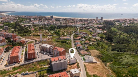 Moradia T4 para Venda em Buarcos