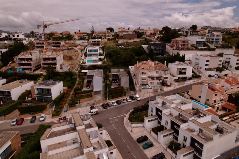 Moradia T5 para Venda em Carcavelos e Parede Foto 44