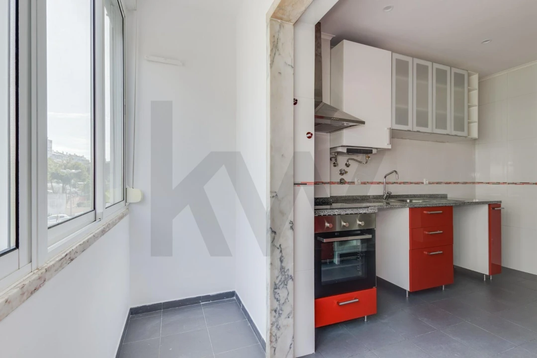 Apartamento T2 para Arrendamento em Benfica Foto 20