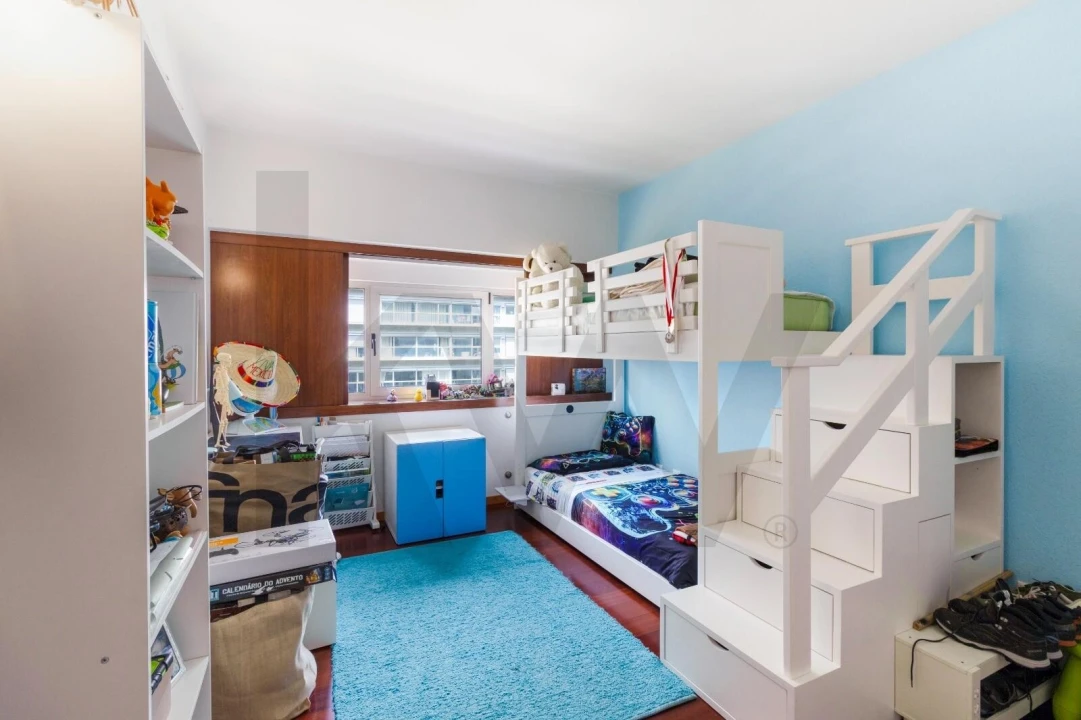 Apartamento T3 para Arrendamento em Lumiar Foto 16