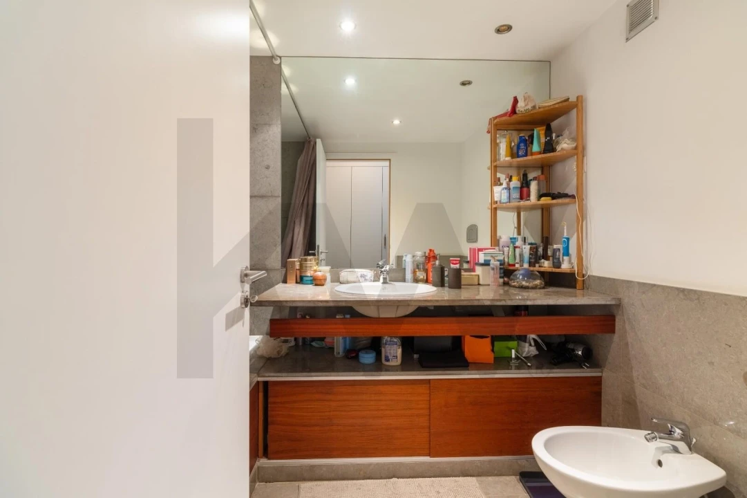 Apartamento T3 para Arrendamento em Lumiar Foto 11