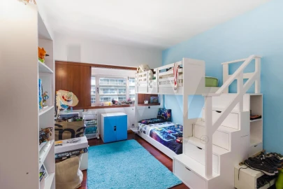 Apartamento T3 para Arrendamento em Lumiar