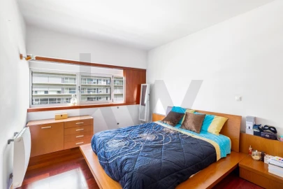 Apartamento T3 para Arrendamento em Lumiar