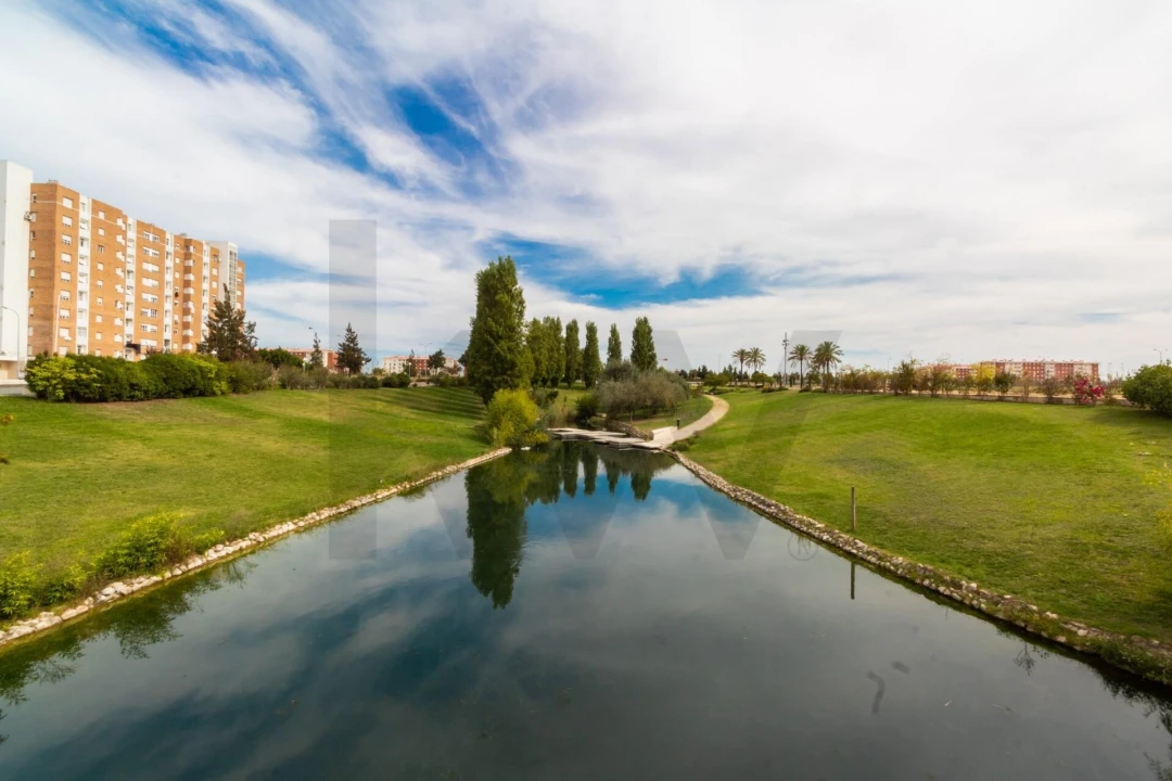 Apartamento T3 para Arrendamento em Lumiar Foto 21