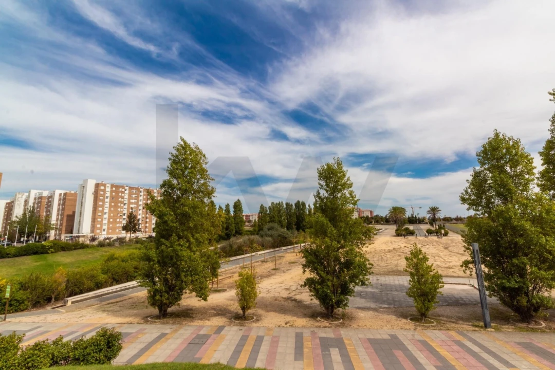 Apartamento T3 para Arrendamento em Lumiar Foto 23