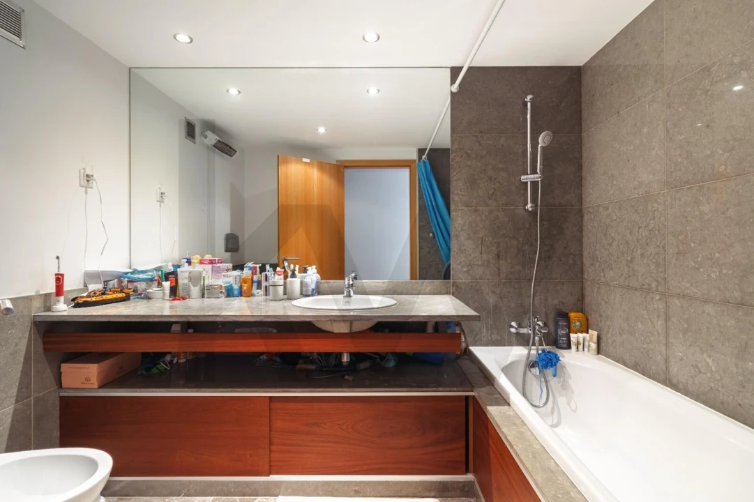 Apartamento T3 para Arrendamento em Lumiar Foto 10