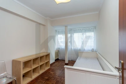 Apartamento T4 para Arrendamento em Moscavide e Portela