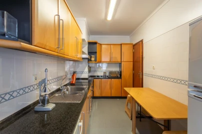 Apartamento T4 para Arrendamento em Moscavide e Portela