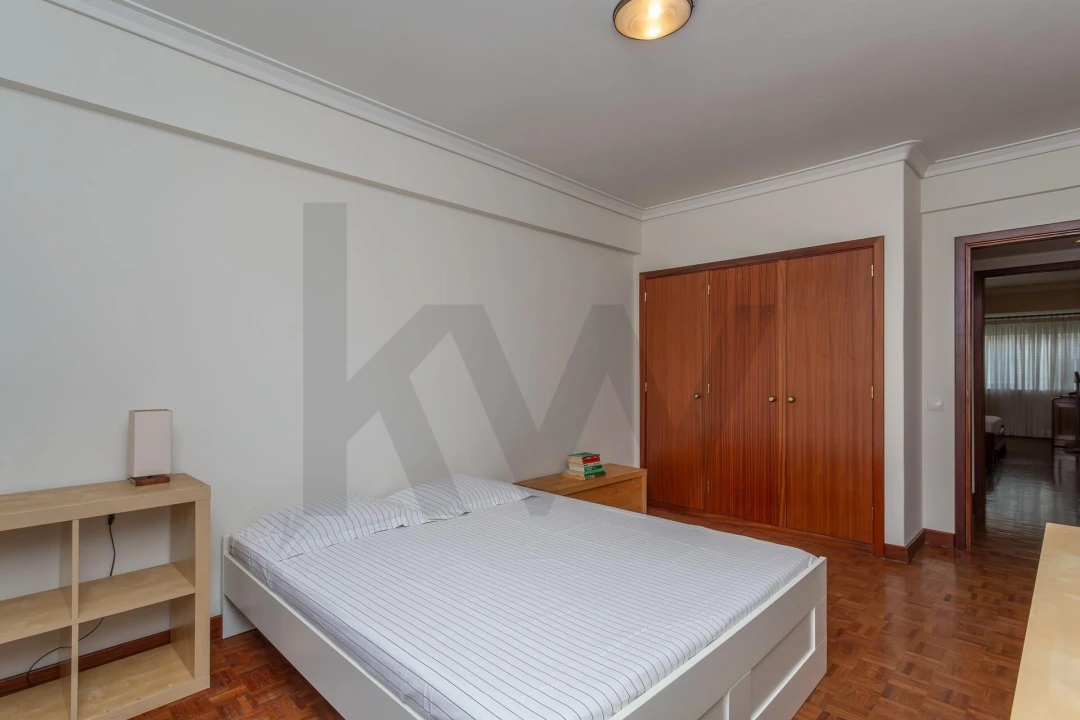 Apartamento T4 para Arrendamento em Moscavide e Portela Foto 14