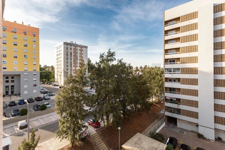 Apartamento T4 para Arrendamento em Moscavide e Portela Foto 6
